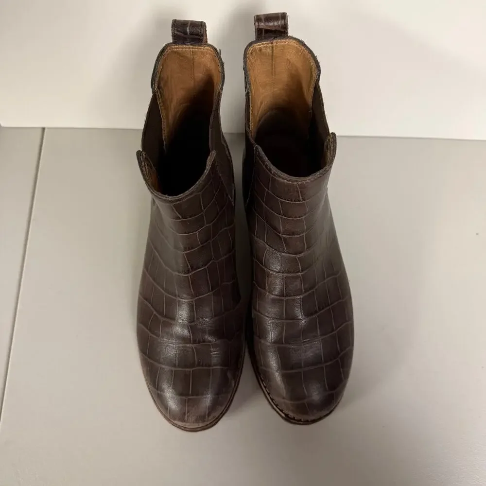 MADEWELL The Ivy Chelsea Boot Croc Embossed Leather Lug Sole Womens Sz 5.5 MA428
